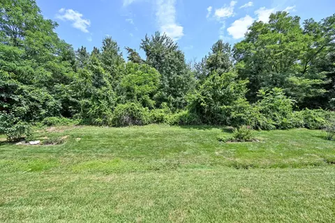 Exterior - 8988 Bluejay View Dr, Cleves, OH 45002 photo 7 of 11