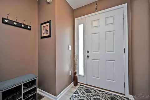 Entry Way - 8988 Bluejay View Dr, Cleves, OH 45002 photo 2 of 3
