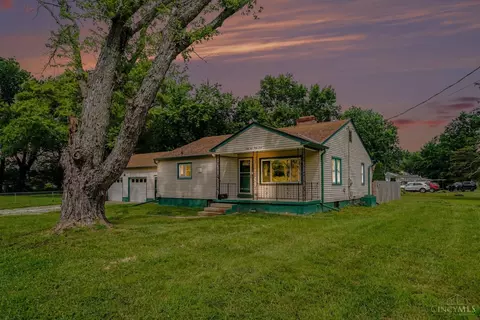 6467 Smith Rd, Loveland, OH 45140