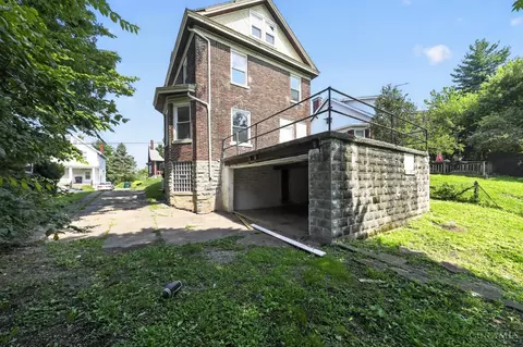 Exterior - 2654 Cora Ave, Cincinnati, OH 45211 photo 5 of 5