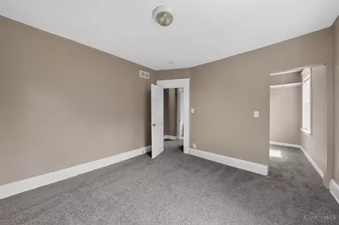 Bedroom - 2654 Cora Ave, Cincinnati, OH 45211 photo 4 of 4