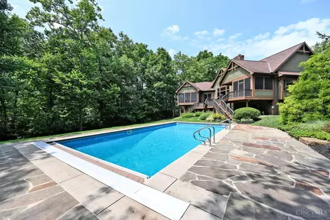Exterior - 41 Locust Hill Rd, Cincinnati, OH 45245 photo 15 of 23