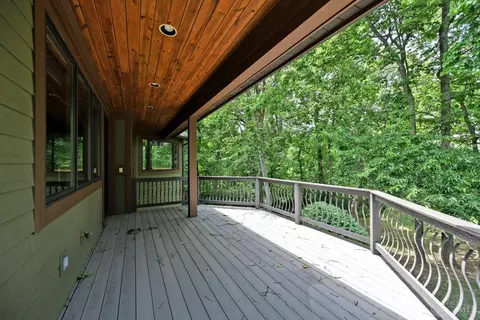 Exterior - 41 Locust Hill Rd, Cincinnati, OH 45245 photo 10 of 23