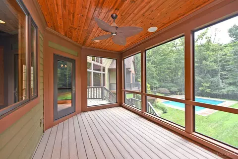 Exterior - 41 Locust Hill Rd, Cincinnati, OH 45245 photo 8 of 23