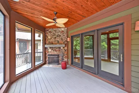 Exterior - 41 Locust Hill Rd, Cincinnati, OH 45245 photo 5 of 23