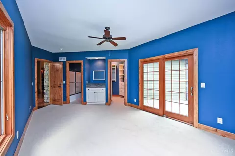 Bedroom - 41 Locust Hill Rd, Cincinnati, OH 45245 photo 5 of 6