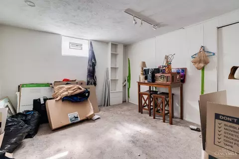 Bedroom - 2885 Tower Ave, Cincinnati, OH 45238 photo 4 of 4