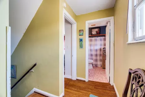 Entry Way - 2885 Tower Ave, Cincinnati, OH 45238 photo 2 of 2
