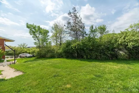 Exterior - 2885 Tower Ave, Cincinnati, OH 45238 photo 8 of 10