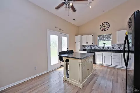 Kitchen - 60 Robin Way, Amelia, OH 45102 photo 1 of 5