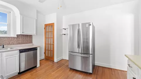 Kitchen - 6815 Windward St, Cincinnati, OH 45227 photo 4 of 4