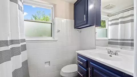 Bath - 6815 Windward St, Cincinnati, OH 45227 photo 1 of 3