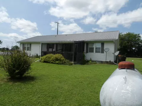 Exterior - 7603 Fairground Rd, Blanchester, OH 45107 photo 5 of 6