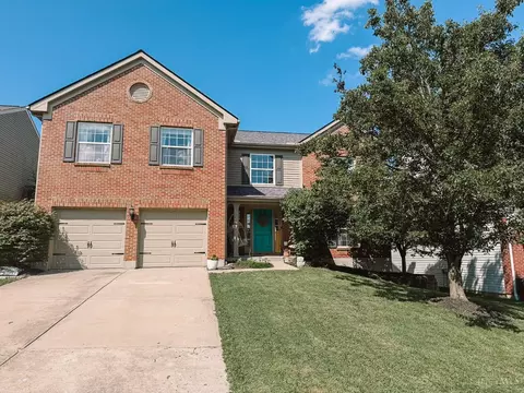 7169 Ruwes Oak Dr, Cincinnati, OH 45248