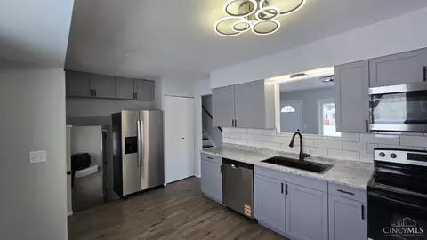 Kitchen - 11518 Raphael Pl, Forest Park, OH 45240 photo 2 of 2
