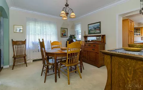 Dining - 1711 Flora Ave, Cincinnati, OH 45231 photo 3 of 3