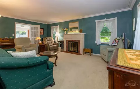 Living - 1711 Flora Ave, Cincinnati, OH 45231 photo 1 of 2