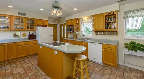 Kitchen - 1711 Flora Ave, Cincinnati, OH 45231 photo 1 of 3