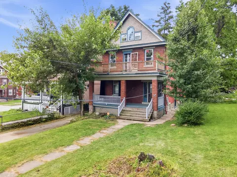 3070 Wardall Ave, Cincinnati, OH 45211