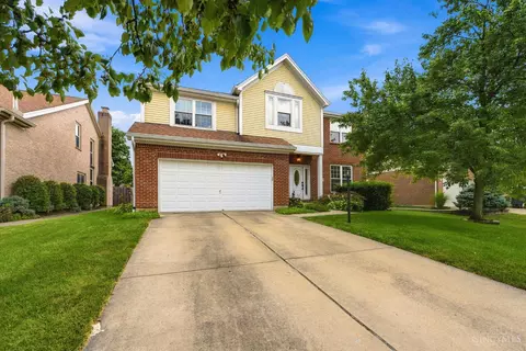 320 Parktrail Ln, Cincinnati, OH 45238