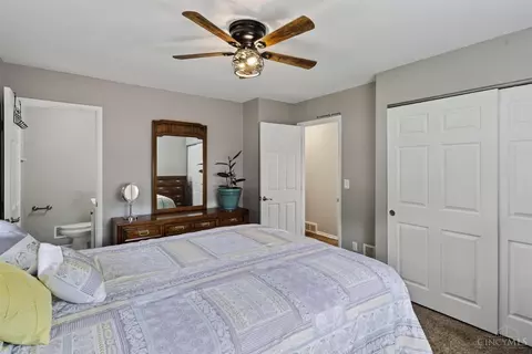 Bedroom - 6038 Bearcat Dr, Cincinnati, OH 45248 photo 4 of 6