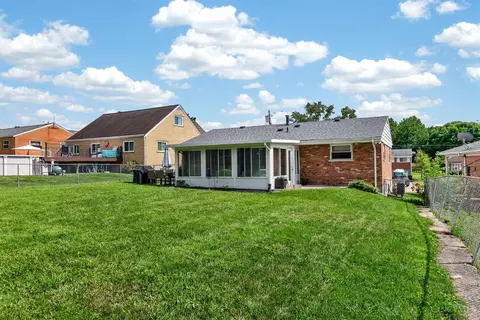 Exterior - 6038 Bearcat Dr, Cincinnati, OH 45248 photo 11 of 14