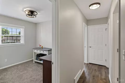 Entry Way - 6038 Bearcat Dr, Cincinnati, OH 45248 photo 4 of 4