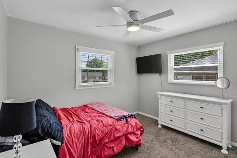 Bedroom - 6038 Bearcat Dr, Cincinnati, OH 45248 photo 5 of 6