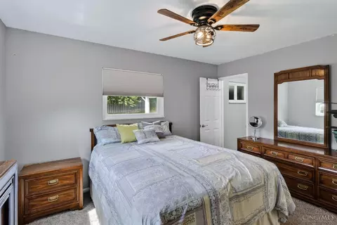 Bedroom - 6038 Bearcat Dr, Cincinnati, OH 45248 photo 2 of 6