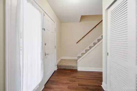 Entry Way - 3528 Bookmark Pl, Maineville, OH 45039 photo 3 of 11