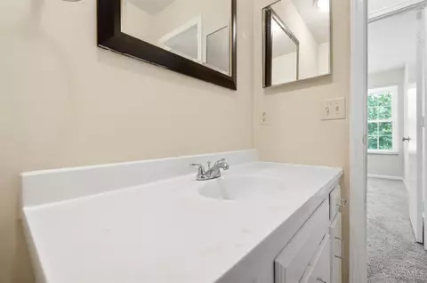 Bath - 3528 Bookmark Pl, Maineville, OH 45039 photo 6 of 9