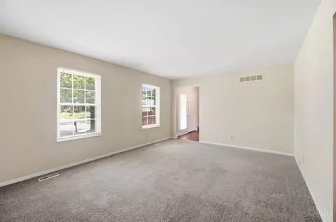 Living - 3528 Bookmark Pl, Maineville, OH 45039 photo 2 of 7