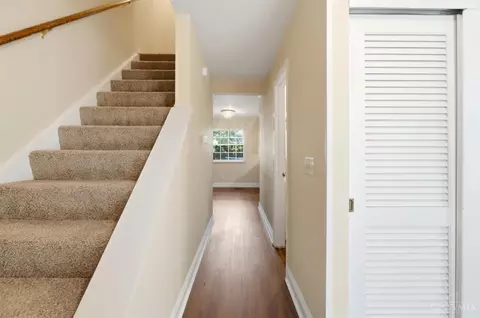 Entry Way - 3528 Bookmark Pl, Maineville, OH 45039 photo 4 of 11