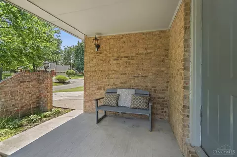 Exterior - 3528 Bookmark Pl, Maineville, OH 45039 photo 8 of 16