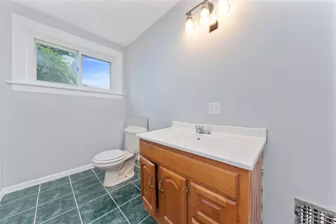 Bath - 302 North St, Pleasant Twp, OH 45121 photo 3 of 3