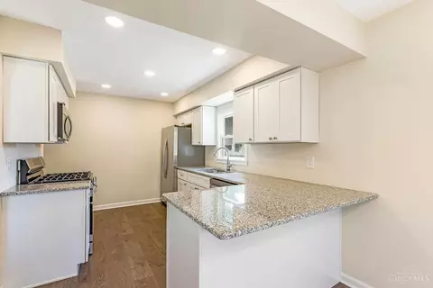 Kitchen - 207 Kater Ave, Harrison, OH 45030 photo 3 of 4