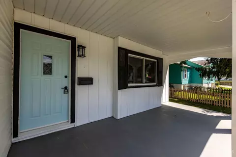 Exterior - 207 Kater Ave, Harrison, OH 45030 photo 3 of 6