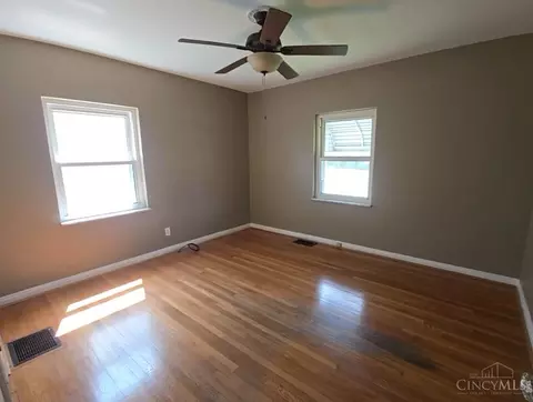 Bedroom - 3830 Gardner Ave, Cincinnati, OH 45236 photo 1 of 4