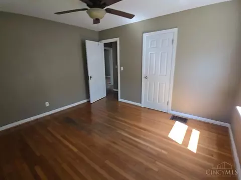 Bedroom - 3830 Gardner Ave, Cincinnati, OH 45236 photo 2 of 4