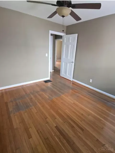 Bedroom - 3830 Gardner Ave, Cincinnati, OH 45236 photo 4 of 4