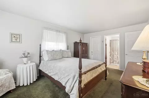 Bedroom - 5833 Timely Ter, Cincinnati, OH 45233 photo 2 of 7