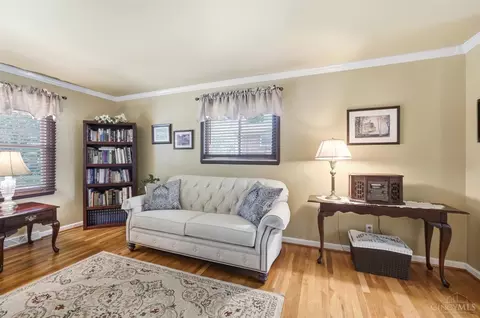 Living - 5833 Timely Ter, Cincinnati, OH 45233 photo 4 of 4