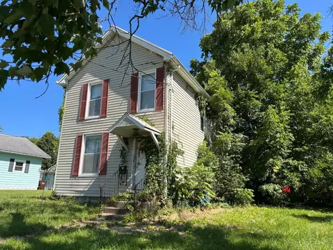 310 Plane St, Bethel, OH 45106