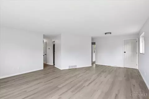 Living - 5750 Timrick Ct, Cincinnati, OH 45238 photo 3 of 9