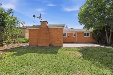 Exterior - 5750 Timrick Ct, Cincinnati, OH 45238 photo 3 of 3