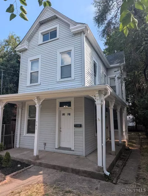 Exterior - 741 Epworth Ave, Cincinnati, OH 45232 photo 2 of 3