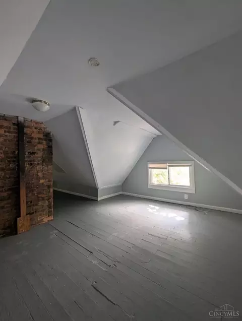 Bedroom - 741 Epworth Ave, Cincinnati, OH 45232 photo 1 of 1