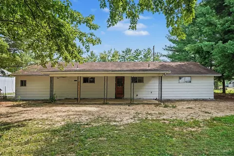 Exterior - 1649 Main St, Lewis Twp, OH 45119 photo 8 of 8
