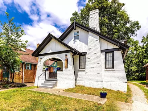 5520 Davies Pl, Cincinnati, OH 45227