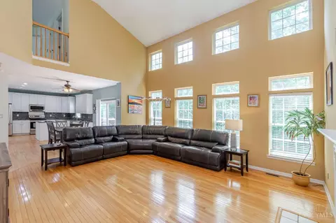 Living - 1730 Olde Haley Dr, Centerville, OH 45458 photo 1 of 5